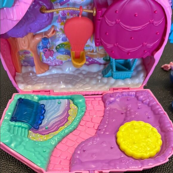 Polly Pocket Unicorn Partyland Pink and Blue Kids Toy Set - Picture 10 of 15
